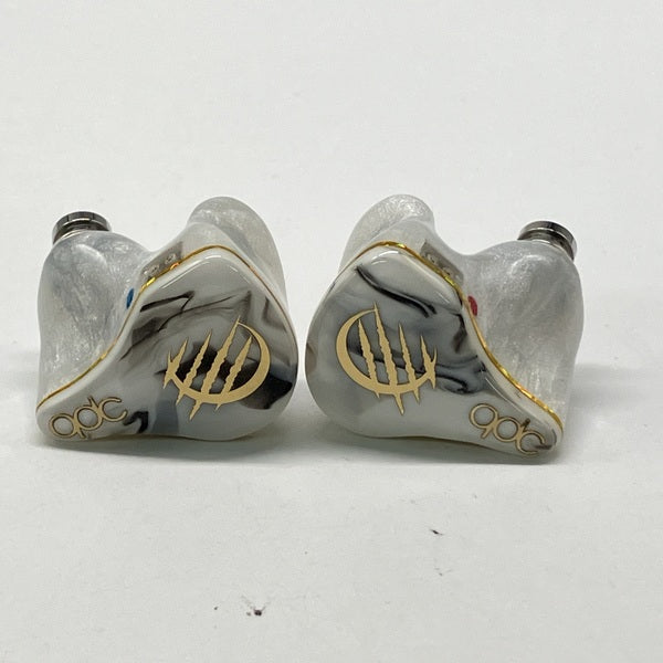 【中古】WHITE TIGER II 【QDC-TIGER-S-WH-V2】(ケーブル欠品)【秋葉原】