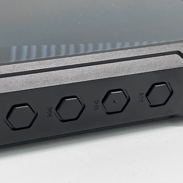 【中古】M17 【FIO-M17-B】【秋葉原】