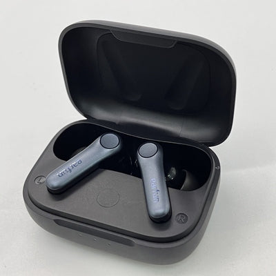 【中古】Air Pro 4 - Black【秋葉原】