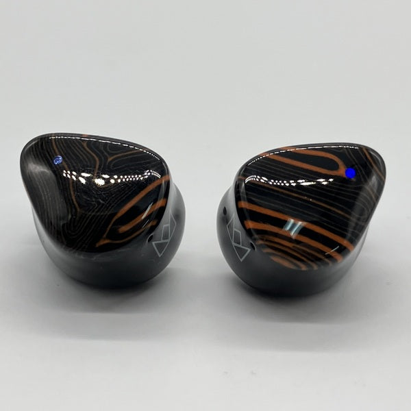 【中古】FoKus Triumph 【NOB-FOKUSTRH-B】【秋葉原】