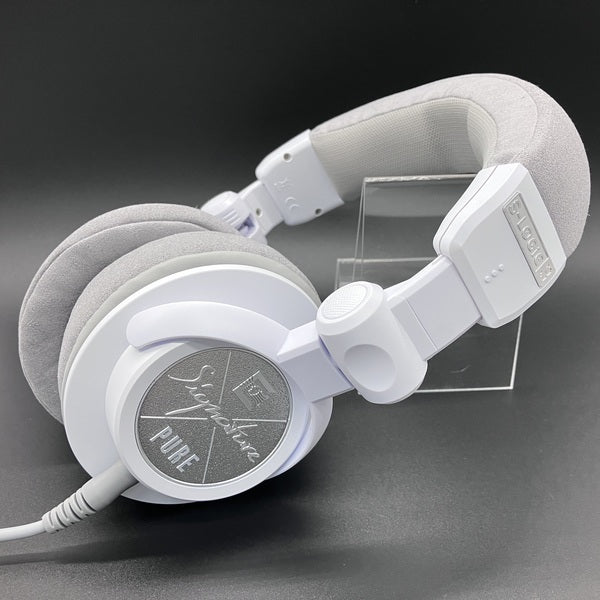 【中古】Signature PURE WHITE 【ULT-SIG-PURE-WHT】【秋葉原】