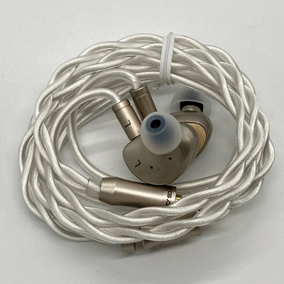 【中古】Que【秋葉原】