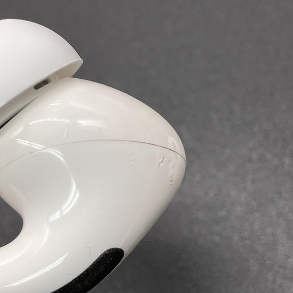 【中古】AirPods Pro MWP22J/A【秋葉原】