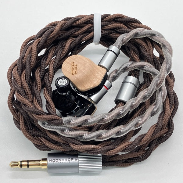 ☆中古☆水月雨MOONDROPイヤホンHarmon-SP TAGO STUDIO 水月雨 (MOONDROP) 【中古】Harmon-SP TAGO STUDIOxMOONDROP【秋葉原