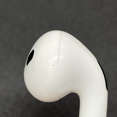 【中古】MagSafe充電ケース(USB-C)付きAirPods Pro(第2世代) MTJV3JA【日本橋】