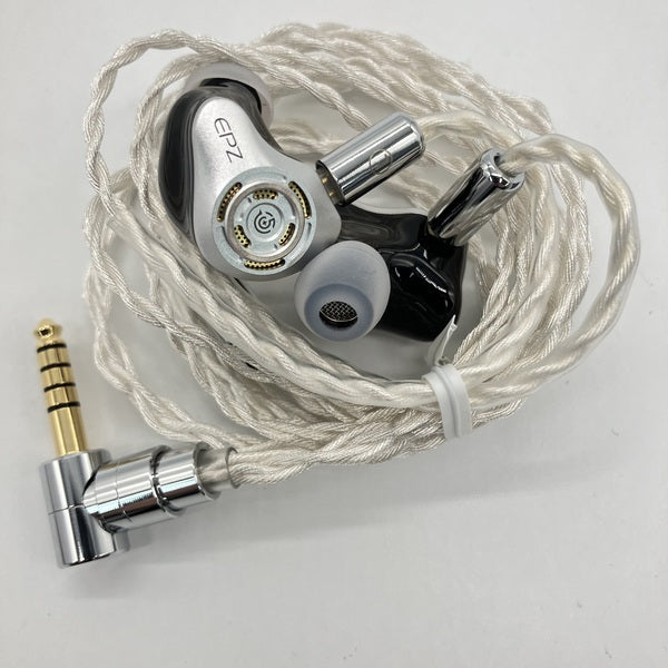 EPZ 【中古】P50【日本橋】 – e☆イヤホン