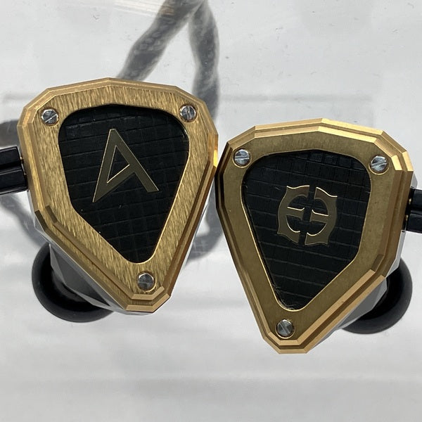 【中古】NOVUS 【IRV-AK-NOVUS】【日本橋】