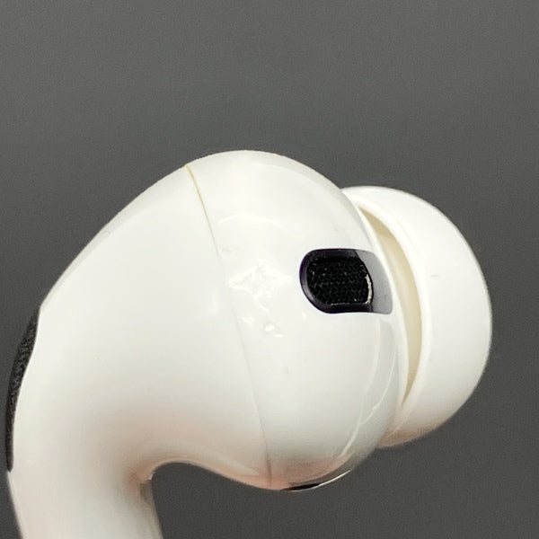 【中古】AirPods Pro MWP22J/A【秋葉原】