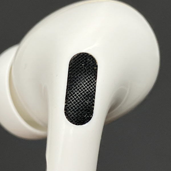 【中古】AirPods Pro MWP22J/A【秋葉原】