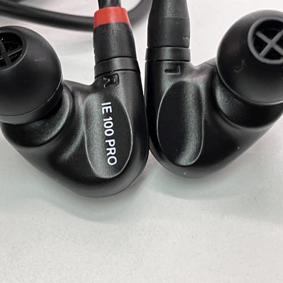 【中古】IE 100 PRO BLACK【秋葉原】