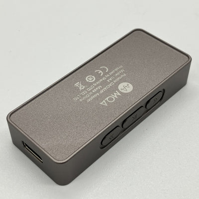 【中古】UA4 チタニウム【日本橋】