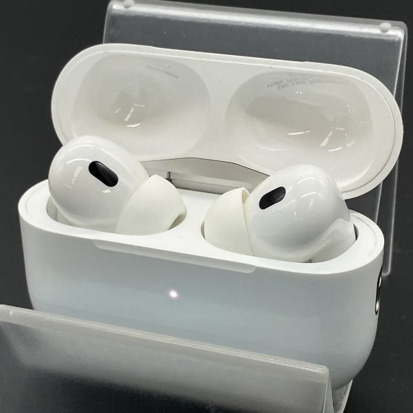 【中古】MagSafe充電ケース(USB-C)付きAirPods Pro(第2世代) MTJV3JA【秋葉原】