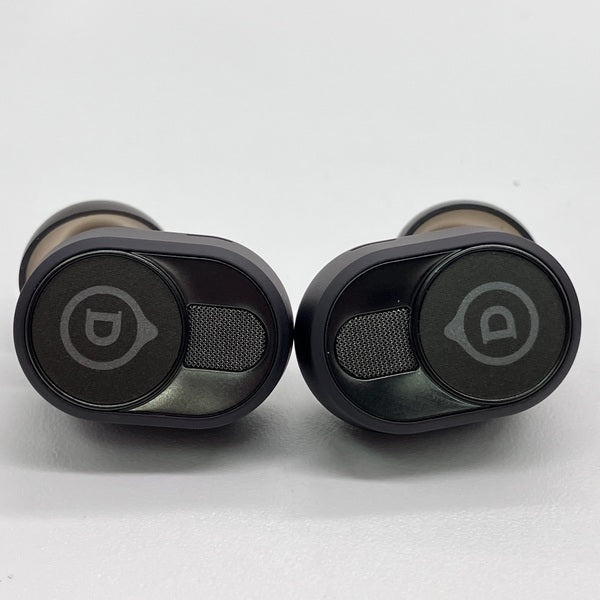 【中古品】DEVIALET Gemini II Matte Black 本体のみ DEVIALET 【中古】GEMINI II Matte Black【秋葉原】 – e☆イヤホン