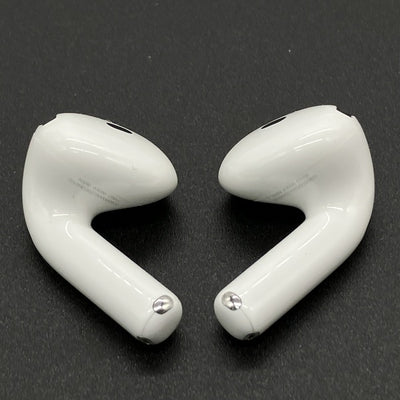 【中古】AirPods 4 MXP93J/A（アクティブノイズキャンセリング搭載）【秋葉原】