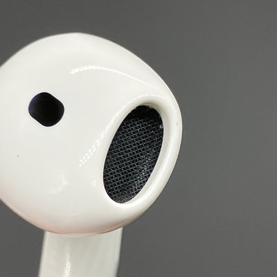 【中古】AirPods 4 MXP93J/A（アクティブノイズキャンセリング搭載）【秋葉原】