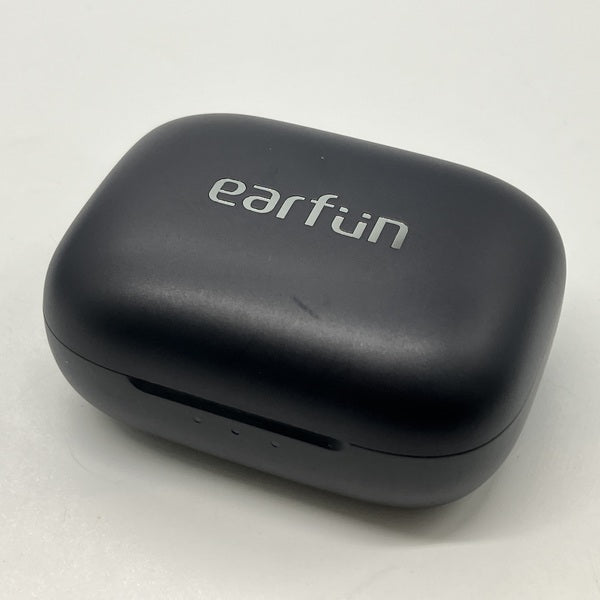 【中古】Air Pro 4 - Black【秋葉原】