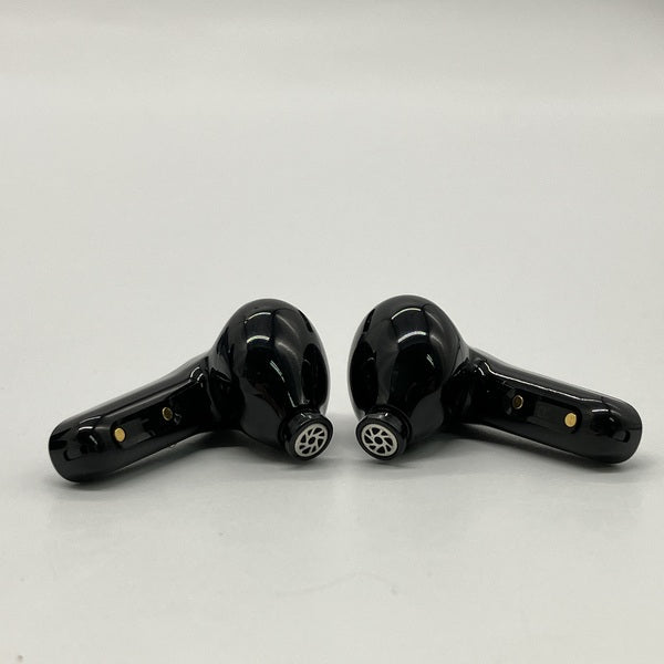【中古】Air Pro 4 - Black【秋葉原】