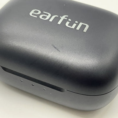 【中古】Air Pro 4 - Black【秋葉原】