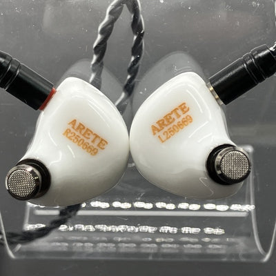 【中古】ZiiGaat x Fresh Reviews Arete - White【仙台】