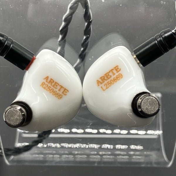 ZiiGaat 【中古】ZiiGaat x Fresh Reviews Arete - White【仙台】 – e