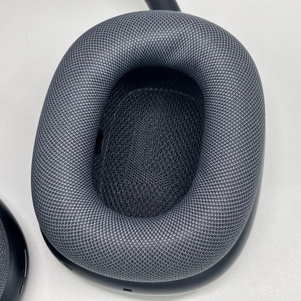 Apple 【中古】AirPods Max(USB-C) MWW43ZA/A ミッドナイト【秋葉原