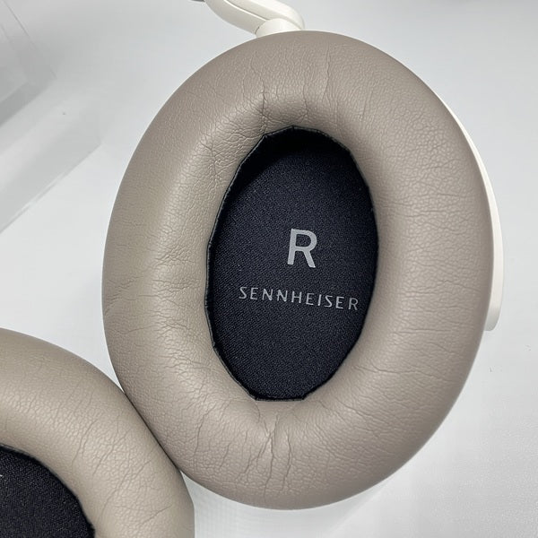 Sennheiser Momentum 4 M4AEBT white(未使用品) ブルートゥースヘッドホン MOMENTUM 4 Wireless ホワイト M4AEBT-WHITE