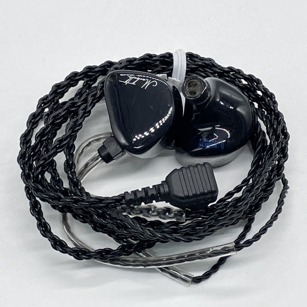 Unique Melody 【中古】MACBETH 【UNM-3140】【秋葉原】 – e☆イヤホン