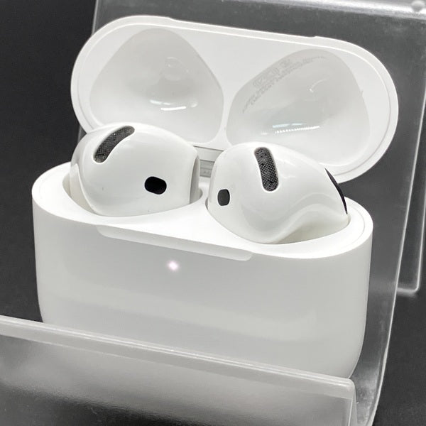 【中古】AirPods 4 MXP93J/A（アクティブノイズキャンセリング搭載）【秋葉原】