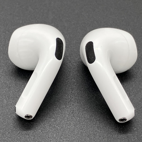 Apple 【中古】AirPods 4 MXP93J/A（アクティブノイズキャンセリング