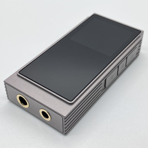 【中古】UA6 Titanium【秋葉原】