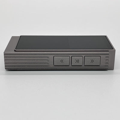 【中古】UA6 Titanium【秋葉原】