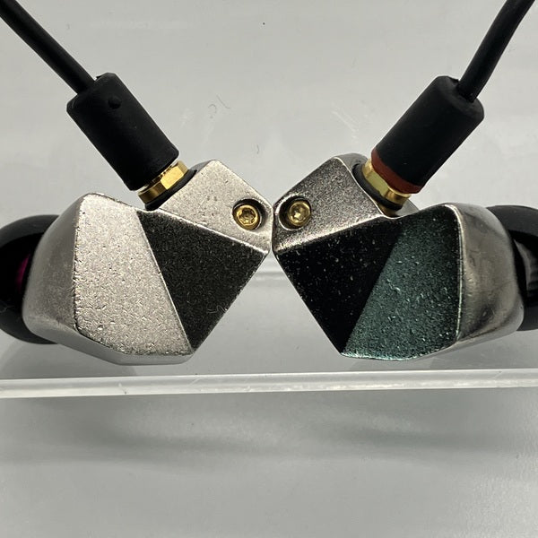 【中古】B2 【FI-B2BSSD】【秋葉原】