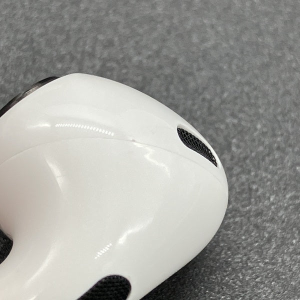 【中古】MagSafe充電ケース(USB-C)付きAirPods Pro(第2世代) MTJV3JA【仙台】
