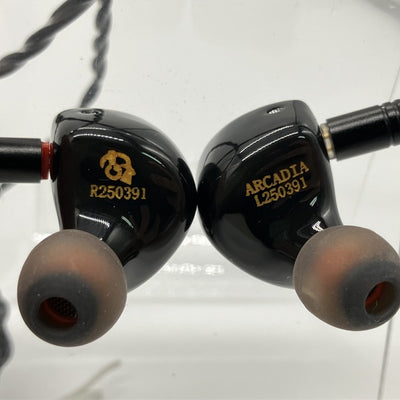 【中古】ZiiGaat x HBB:Arcadia【秋葉原】