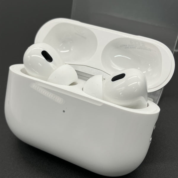【中古】MagSafe充電ケース(USB-C)付きAirPods Pro(第2世代) MTJV3JA【日本橋】