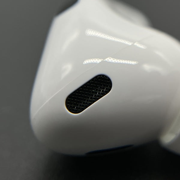 【中古】MagSafe充電ケース(USB-C)付きAirPods Pro(第2世代) MTJV3JA【日本橋】