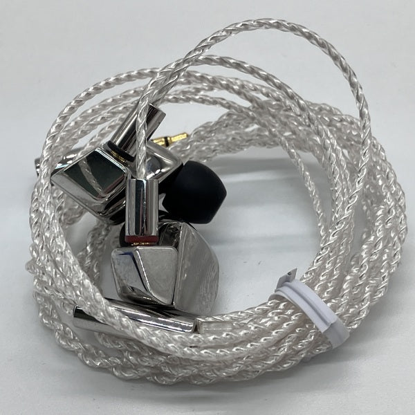 【中古】A8000 【FI-A8DSSD】【秋葉原】