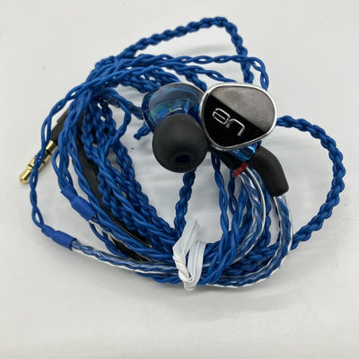 【中古】UE900s（Ultimate Ears 900s）【日本橋】
