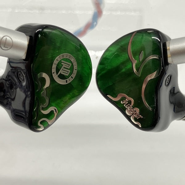 【中古】DEFIANT【仙台】