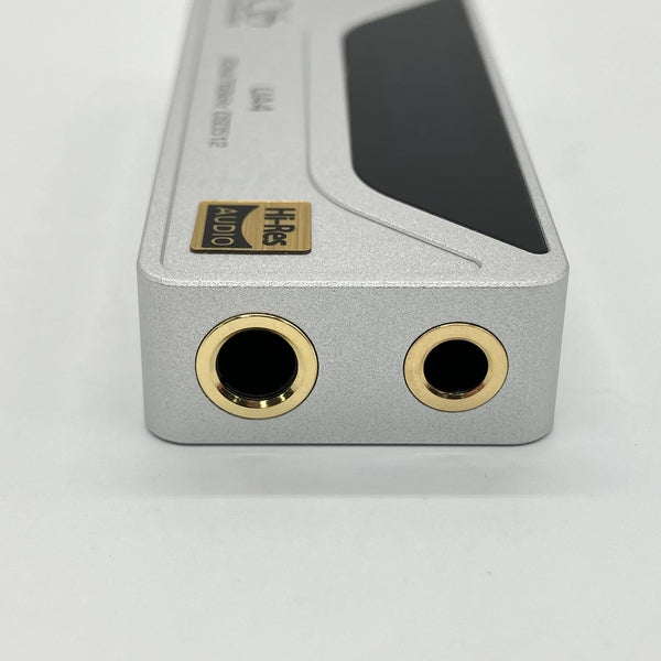 【中古】UA4 シルバー【秋葉原】