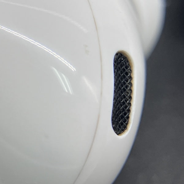 【中古】AirPods Pro (第2世代) MQD83J/A【日本橋】