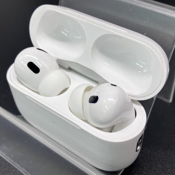 【中古】MagSafe充電ケース(USB-C)付きAirPods Pro(第2世代) MTJV3JA【名古屋】