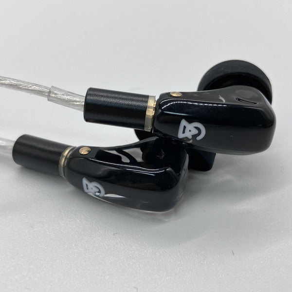 【中古】Axion 2025 【CAM-3051】【秋葉原】