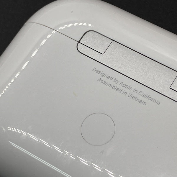 【中古】MagSafe充電ケース(USB-C)付きAirPods Pro(第2世代) MTJV3JA【名古屋】