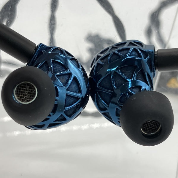 Unique Melody 【中古】Maven Pro 【UNM-0386】【日本橋】 – e☆イヤホン