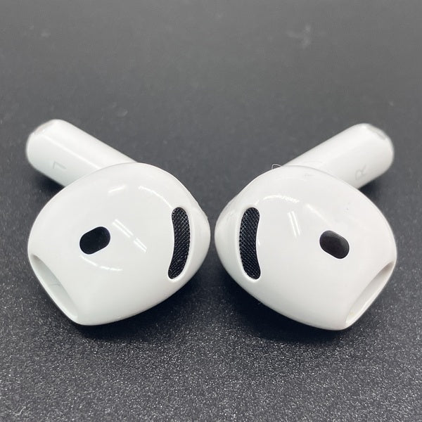 Apple 【中古】AirPods 4 MXP93J/A（アクティブノイズキャンセリング