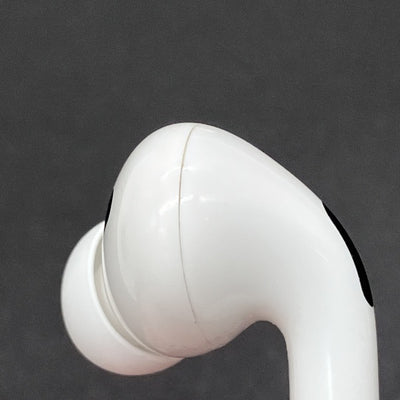 【中古】AirPods Pro (第2世代) MQD83J/A【秋葉原】