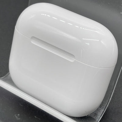 【中古】AirPods 4 MXP93J/A（アクティブノイズキャンセリング搭載）【秋葉原】