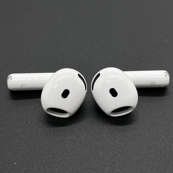 【中古】AirPods 4 MXP93J/A（アクティブノイズキャンセリング搭載）【秋葉原】