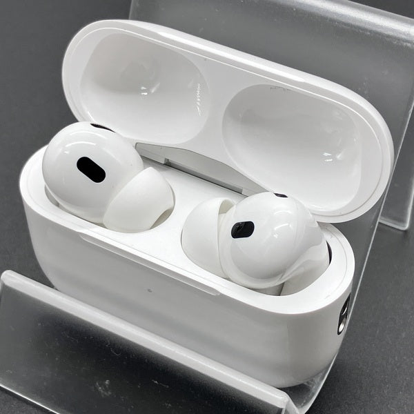 【中古】MagSafe充電ケース(USB-C)付きAirPods Pro(第2世代) MTJV3JA【秋葉原】